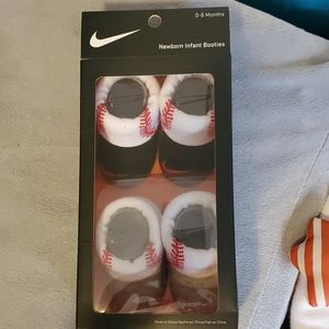 Newborn booties Nike